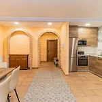 Semesterbostad De Aranda - Elegante Casa 7 Con Jardin Privado, Ac Y Wifi Arandiga