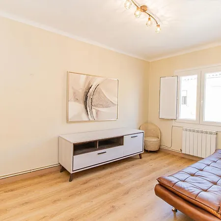 De Aranda - Elegante Casa 7 Con Jardin Privado, Ac Y Wifi