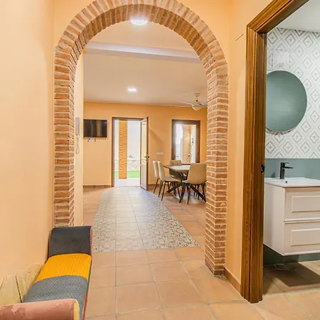 De Aranda - Elegante Casa 7 Con Jardin Privado, Ac Y Wifi
