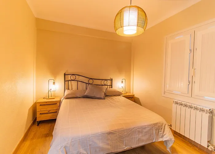 De Aranda - Elegante Casa 7 Con Jardin Privado, Ac Y Wifi Arandiga