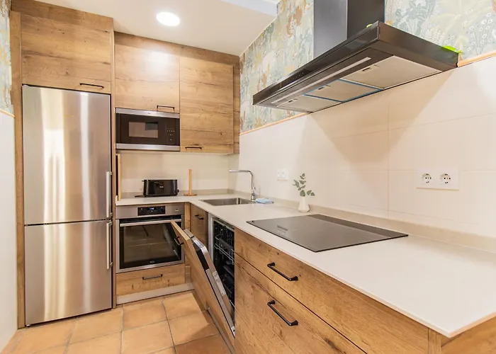 Vakantiehuis De Aranda - Elegante Casa 7 Con Jardin Privado, Ac Y Wifi *