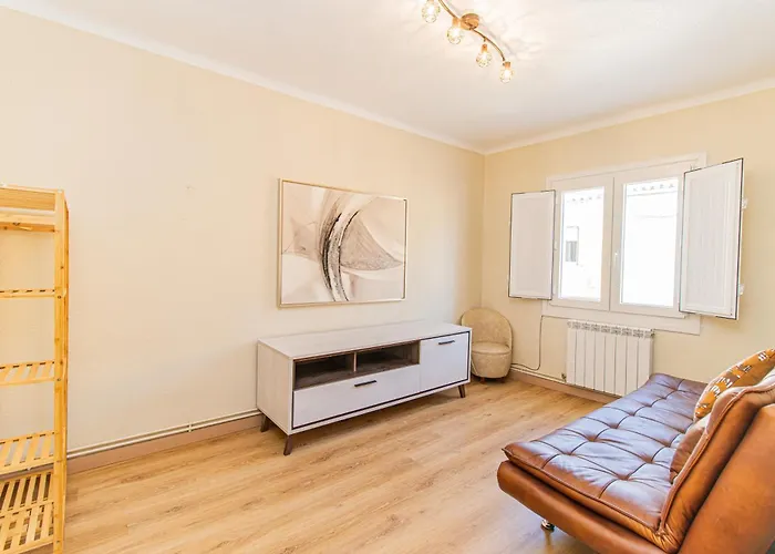 De Aranda - Elegante Casa 7 Con Jardin Privado, Ac Y Wifi